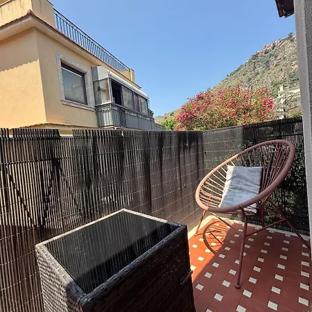 Sicilystudio In Taormina-murmuria Minerva *